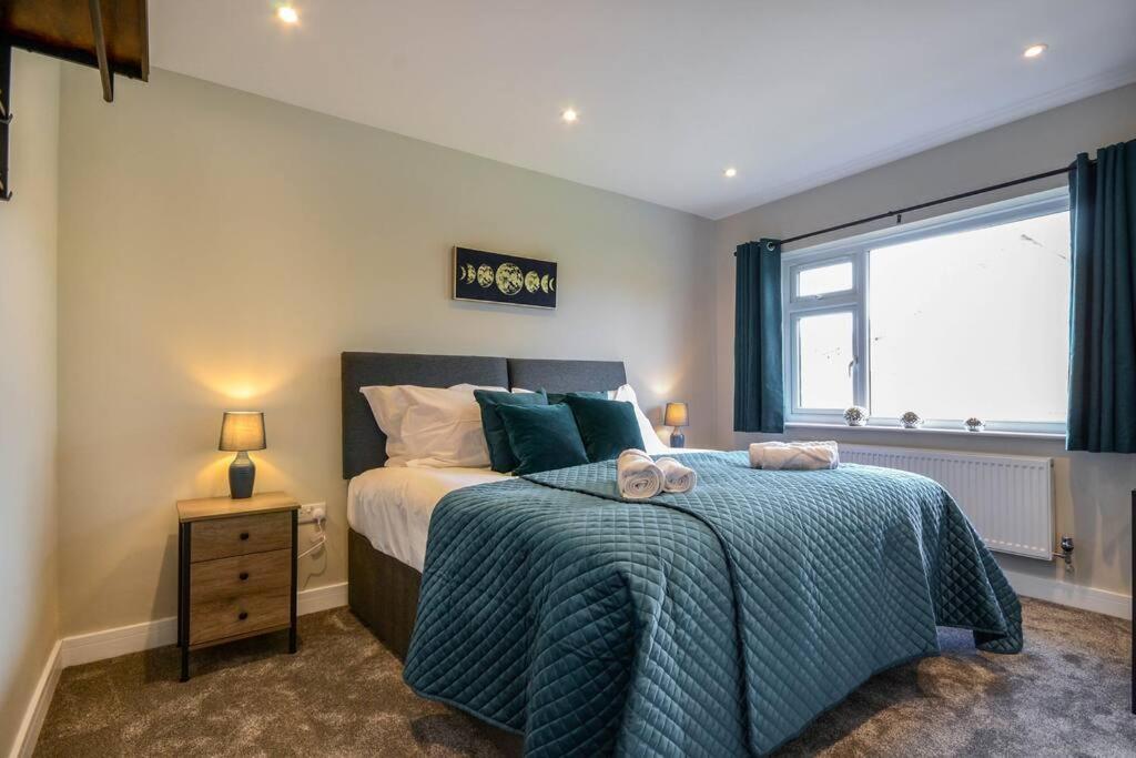 Potter'S Escape-Walking Distance From The Studios! Abbots Langley Exterior photo